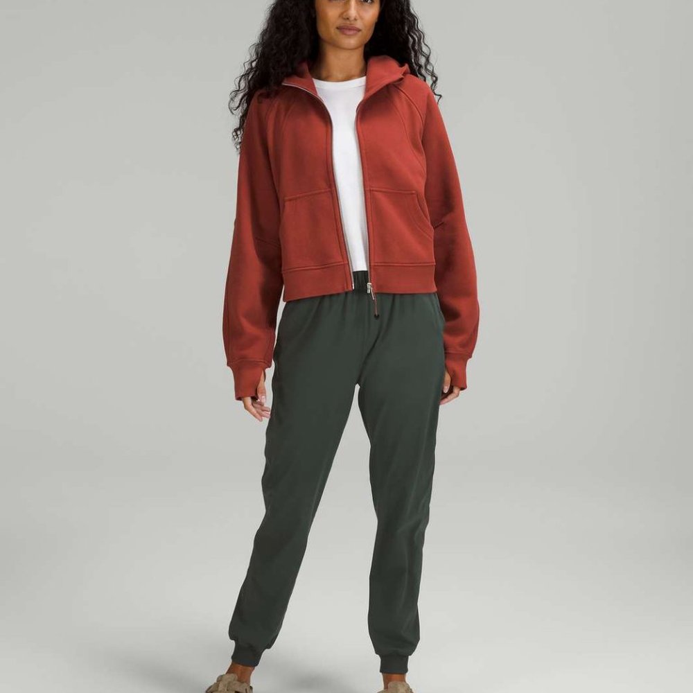 Lululemon - Scuba Full Zip Sweatshirt in Cayenne XS/S
